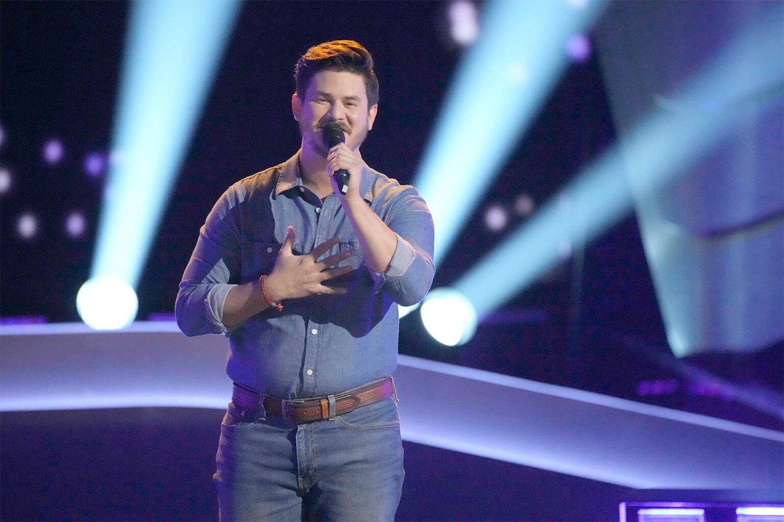 Donny Van Slee the Voice 2024 Season 25 Blind Audition